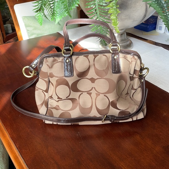 Authentic Coach Signature Stripe Satchel in Brown - Picture 2 of 6